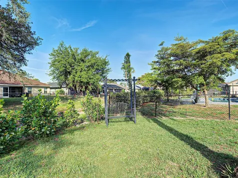 329 Bahia Blanca Drive Punta Gorda FL 33983