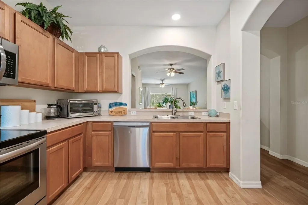 2349 Willimette Drive Wesley Chapel FL 33543