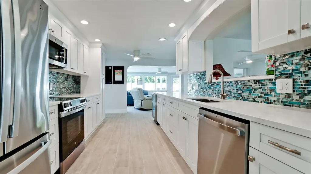 504 69th Street Holmes Beach FL 34217