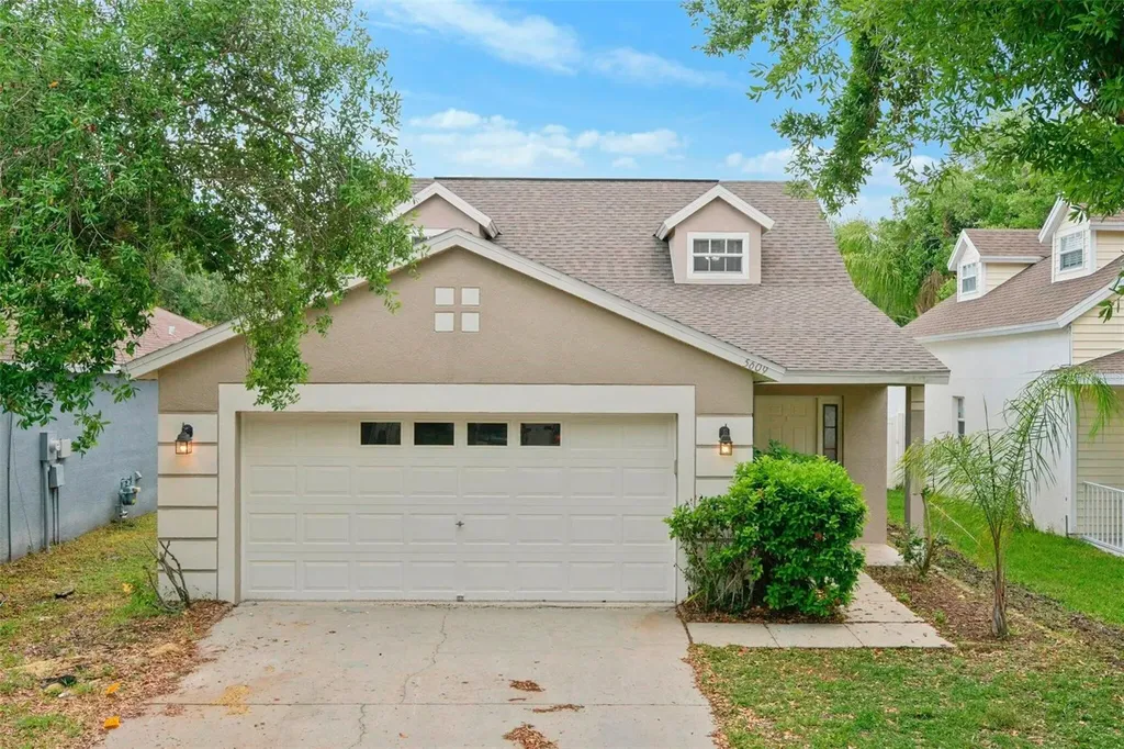 5609 Tanagergrove Way Lithia FL 33547