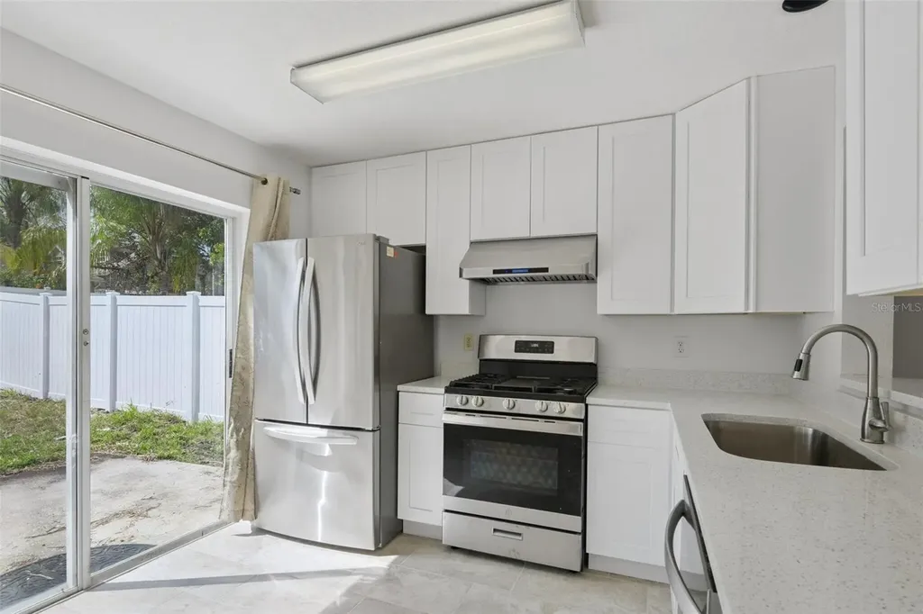 5609 Tanagergrove Way Lithia FL 33547
