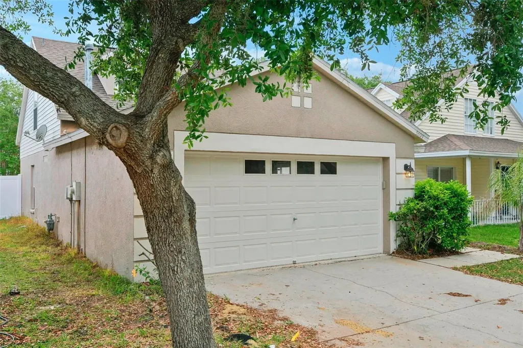 5609 Tanagergrove Way Lithia FL 33547