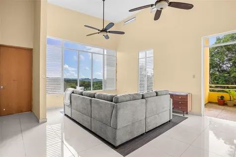#70 Calle Maga Toa Alta PR 00953