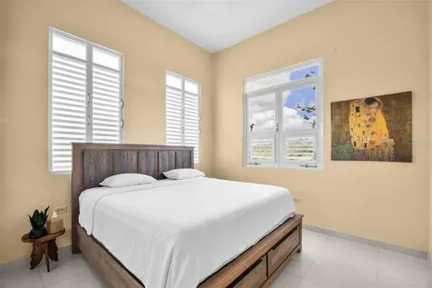 #70 Calle Maga Toa Alta PR 00953