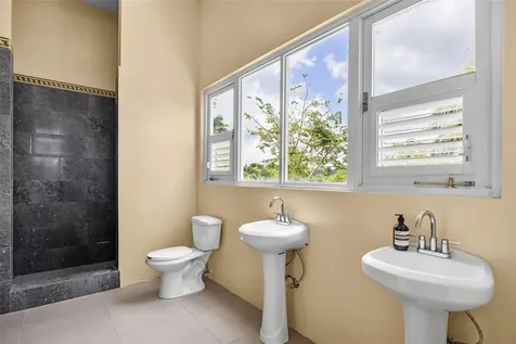 #70 Calle Maga Toa Alta PR 00953