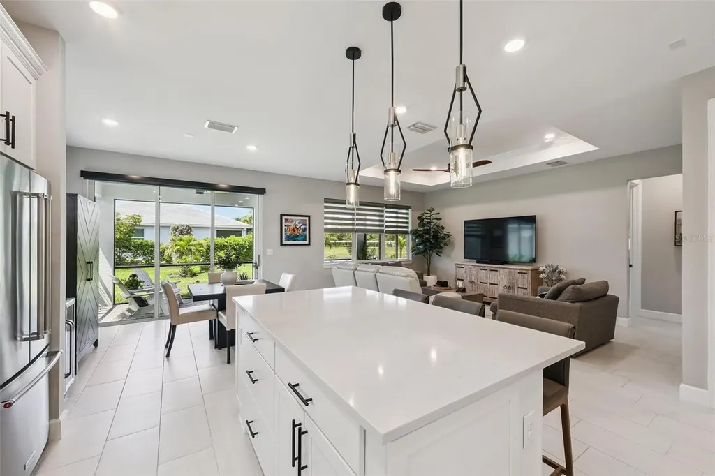 10004 Coral Shore Drive Englewood FL 34223