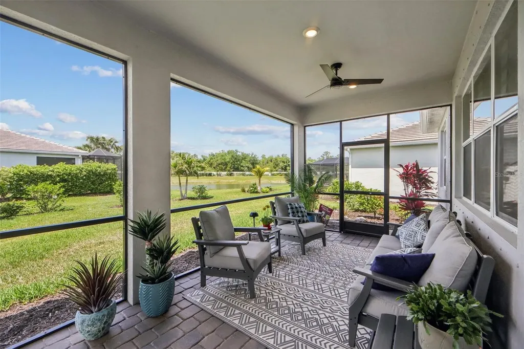 10004 Coral Shore Drive Englewood FL 34223