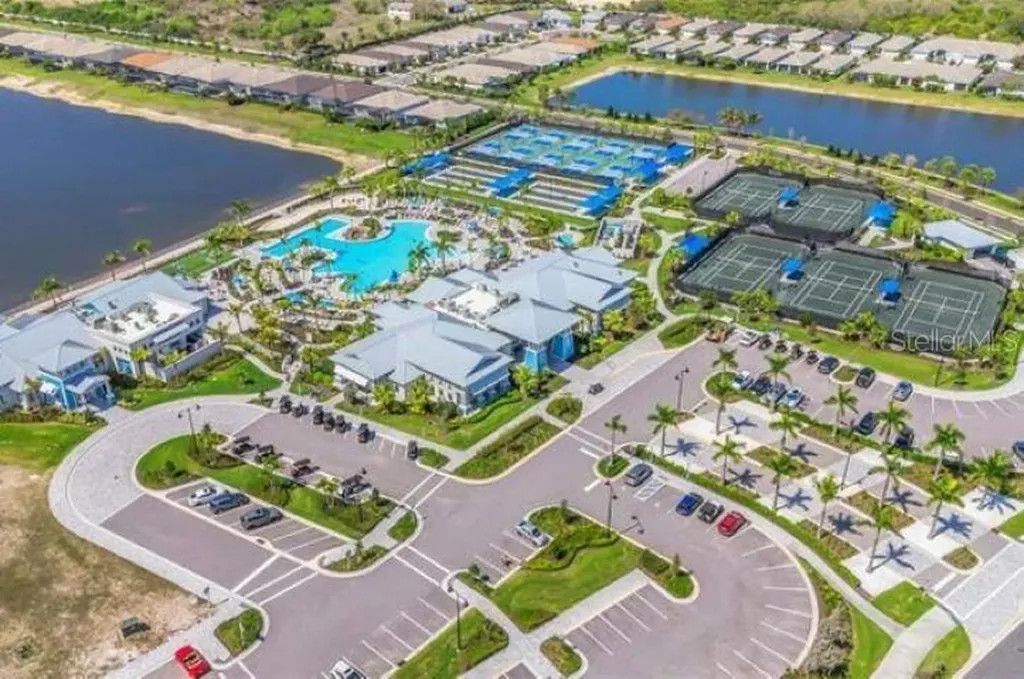 10004 Coral Shore Drive Englewood FL 34223