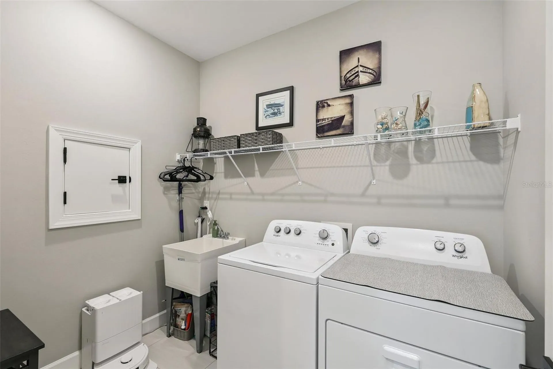 10004 Coral Shore Drive Englewood FL 34223