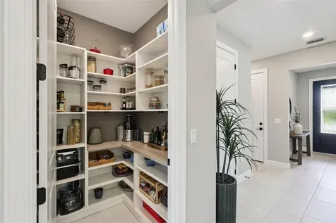 10004 Coral Shore Drive Englewood FL 34223