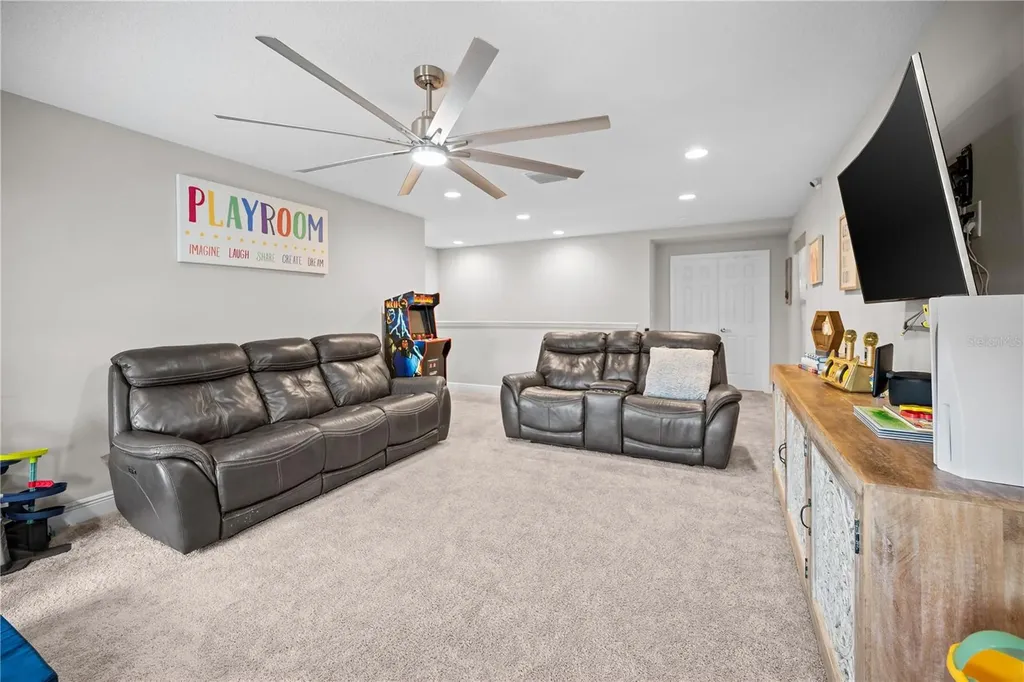 14734 Horse Trot Road Lithia FL 33547