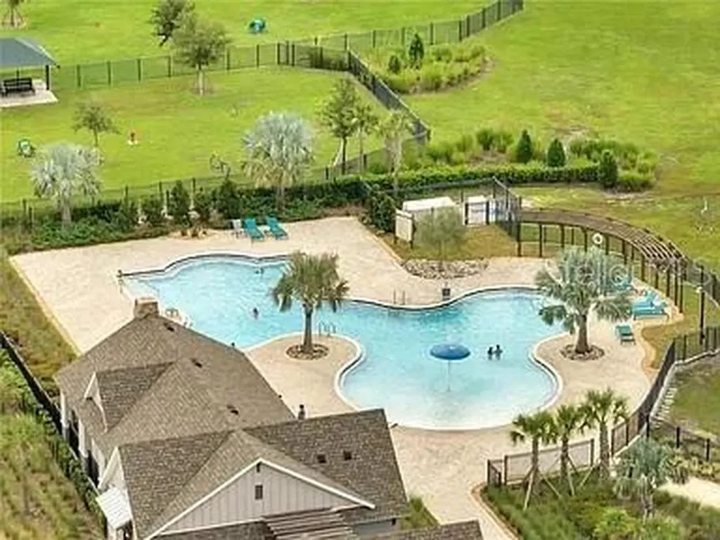 14734 Horse Trot Road Lithia FL 33547