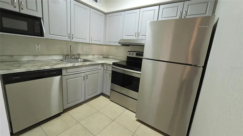 719 Wyman Court Orlando FL 32809