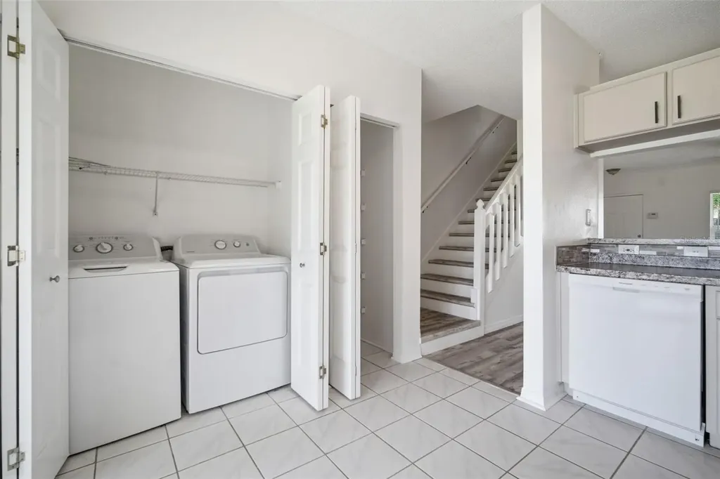 6229 Bayside Key Drive Tampa FL 33615