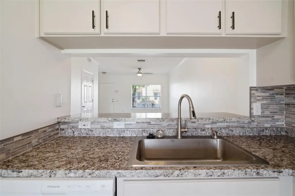 6229 Bayside Key Drive Tampa FL 33615