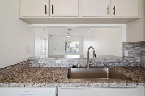 6229 Bayside Key Drive Tampa FL 33615