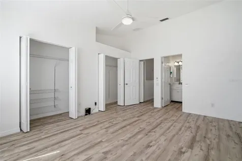 6229 Bayside Key Drive Tampa FL 33615