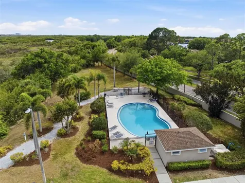 6229 Bayside Key Drive Tampa FL 33615