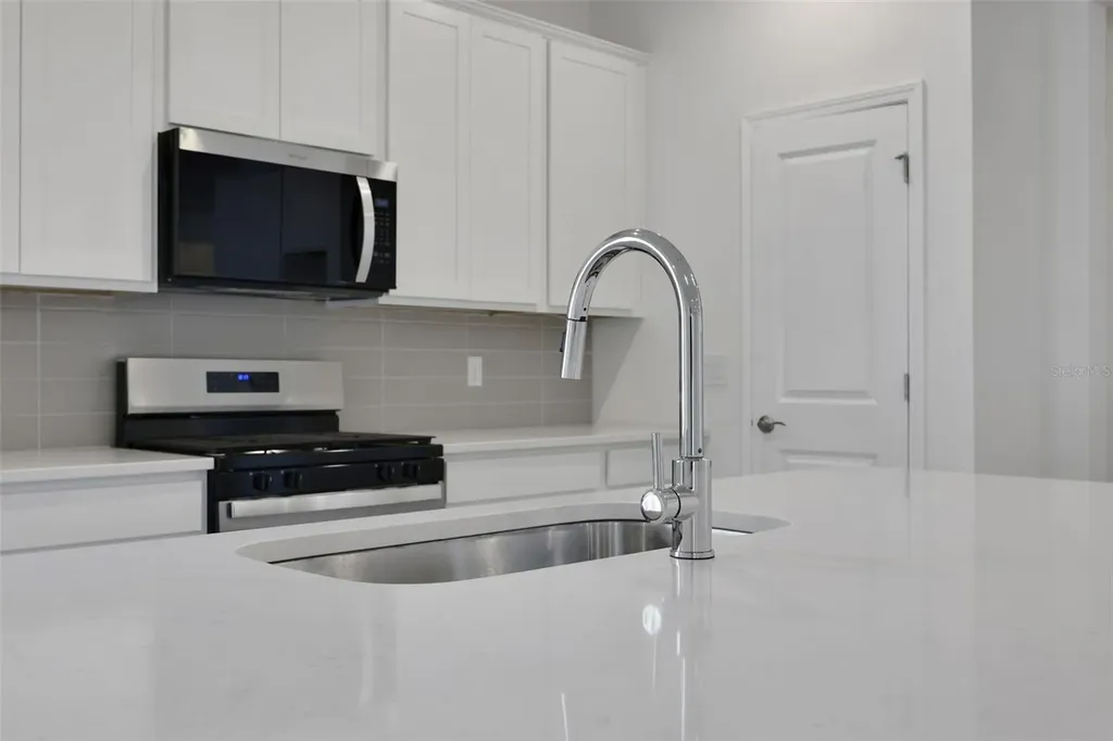 10716 NW Suncrest Loop Port St Lucie FL 34987
