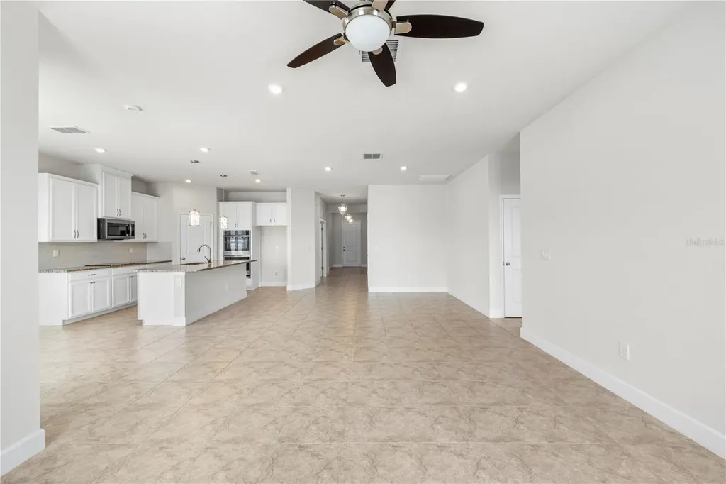 7886 Greenway Avenue Wesley Chapel FL 33544
