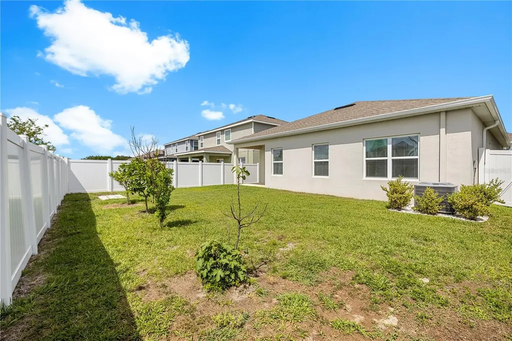 7886 Greenway Avenue Wesley Chapel FL 33544