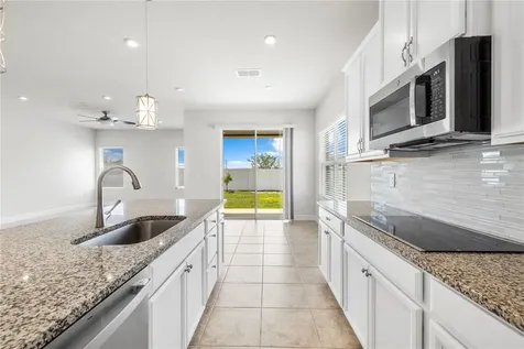 7886 Greenway Avenue Wesley Chapel FL 33544