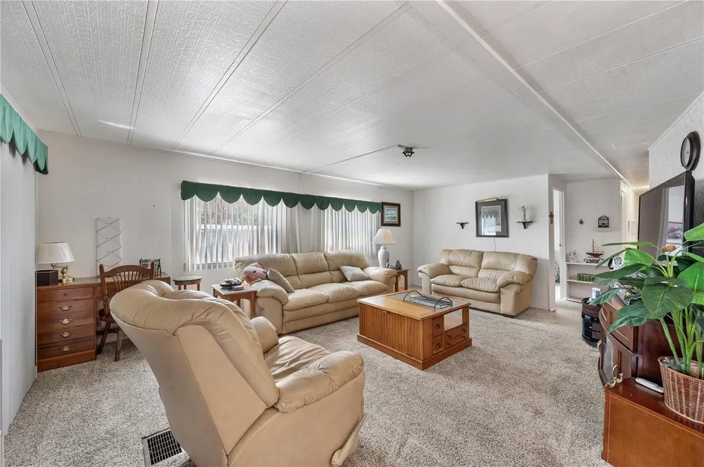 1610 Reynolds Road Lakeland FL 33801
