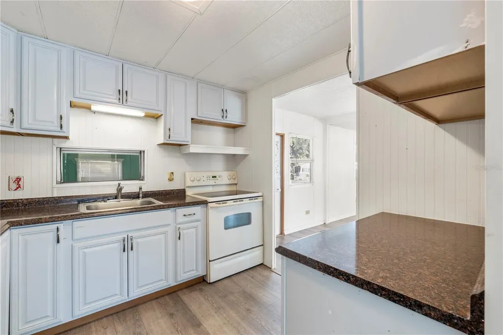 6123 Ridgewood Drive Zephyrhills FL 33542