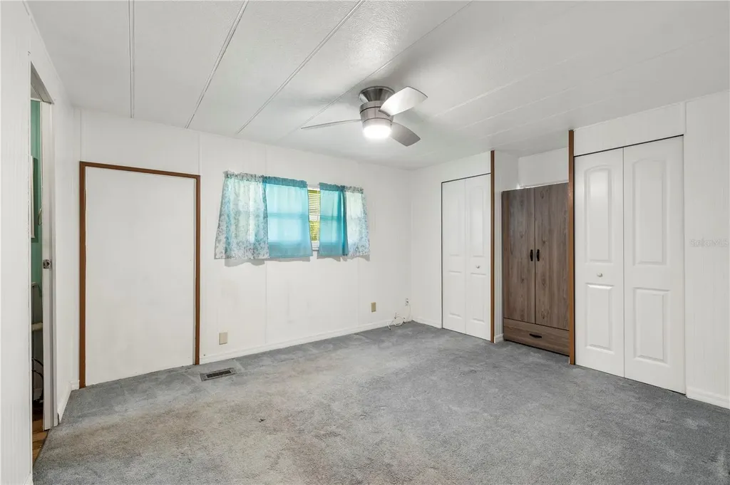 6123 Ridgewood Drive Zephyrhills FL 33542