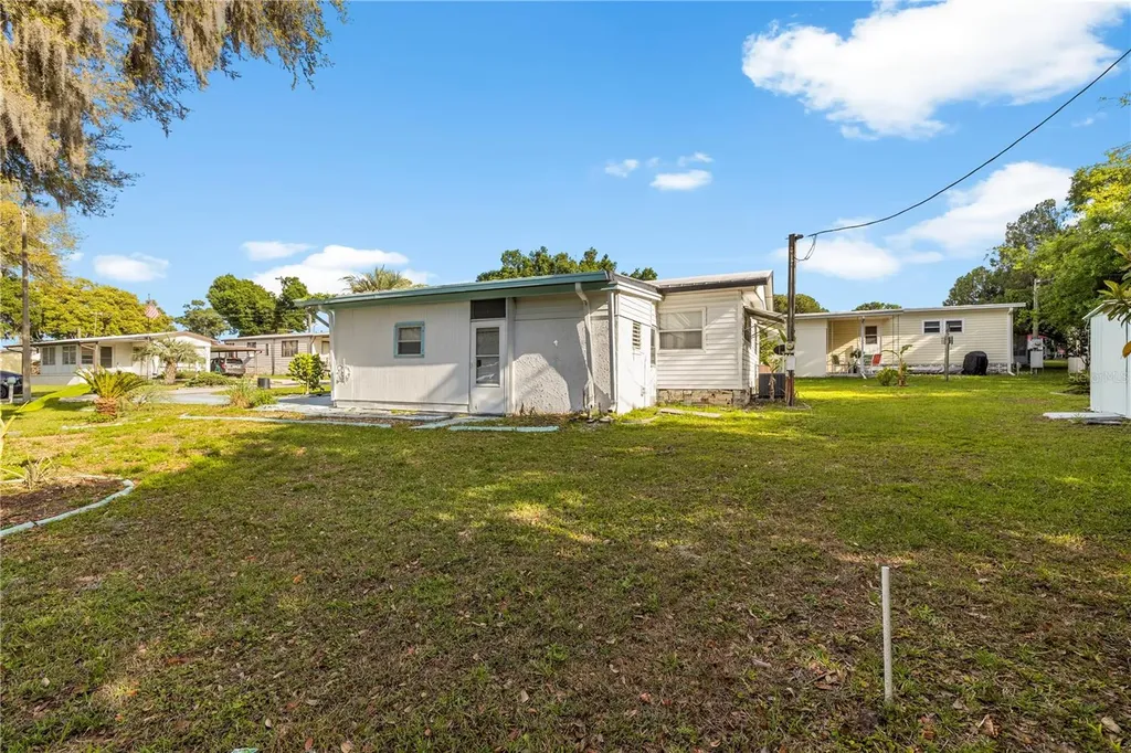 6123 Ridgewood Drive Zephyrhills FL 33542