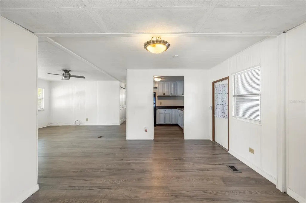 6123 Ridgewood Drive Zephyrhills FL 33542