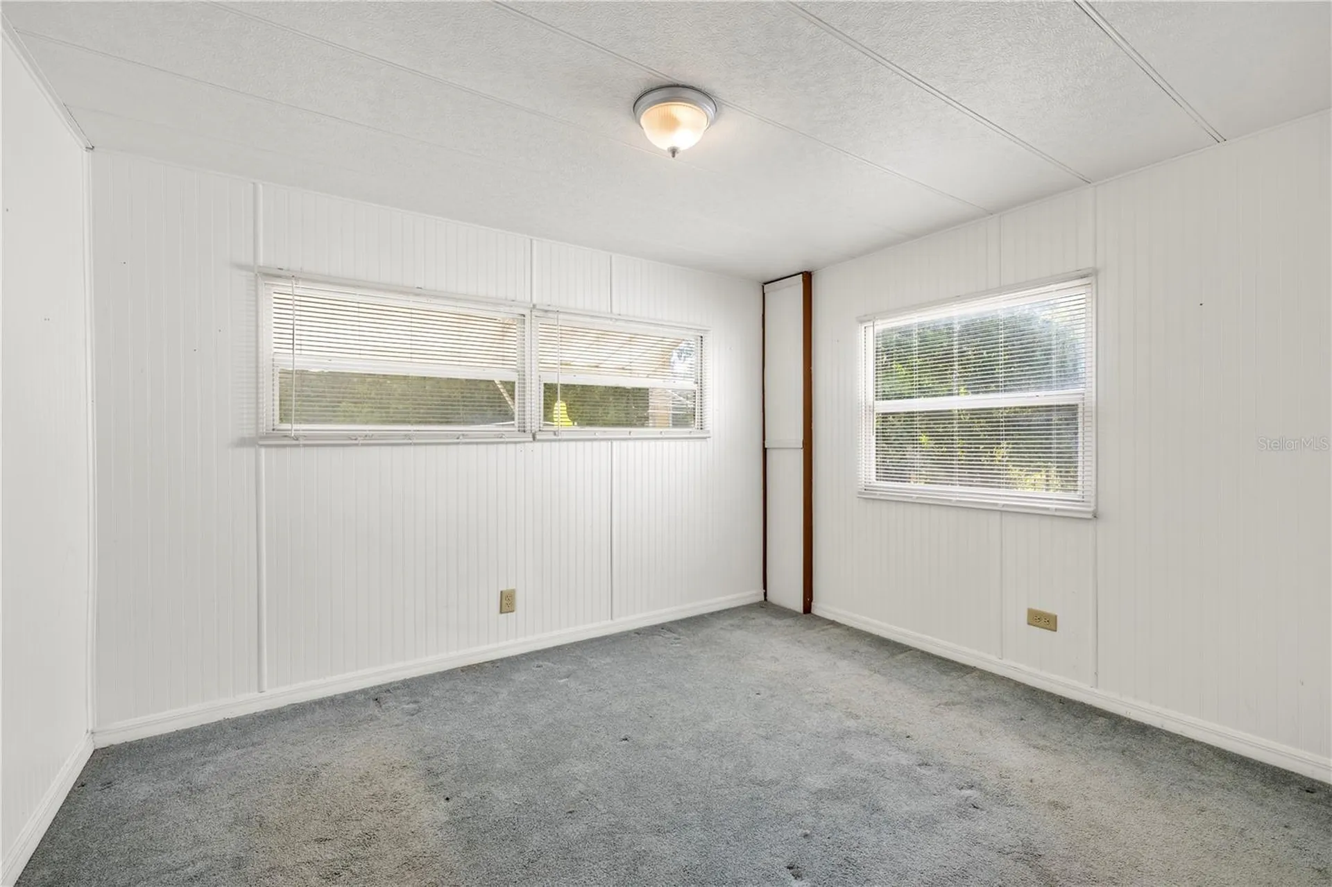 6123 Ridgewood Drive Zephyrhills FL 33542