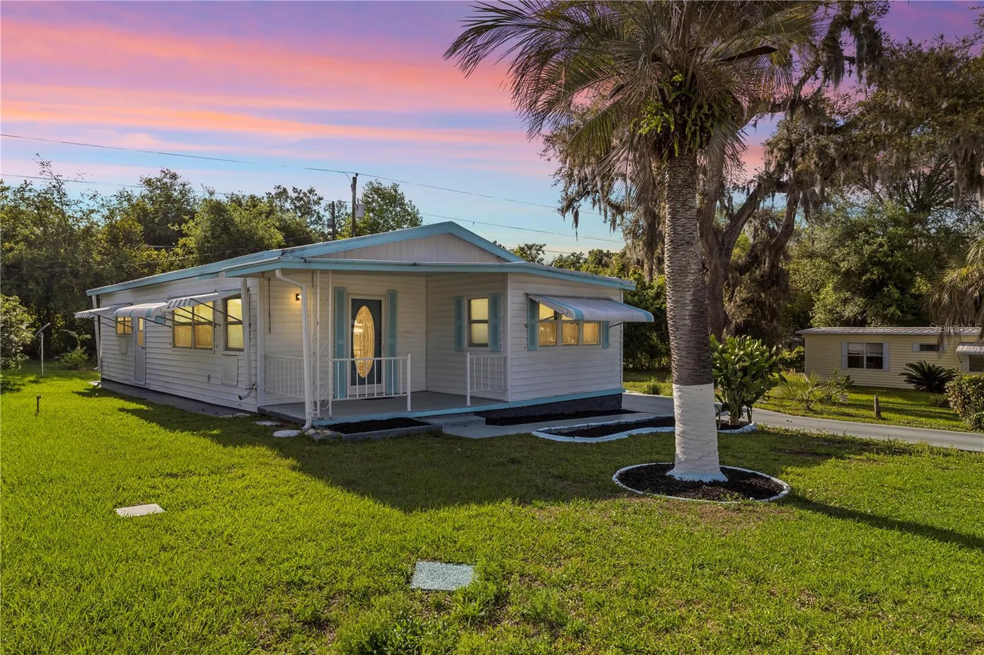 6123 Ridgewood Drive Zephyrhills FL 33542