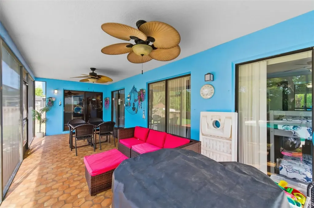2816 Rustic Oaks Drive Palm Harbor FL 34684