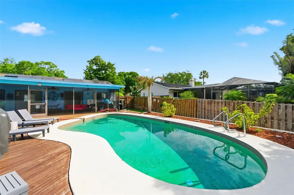 2816 Rustic Oaks Drive Palm Harbor FL 34684