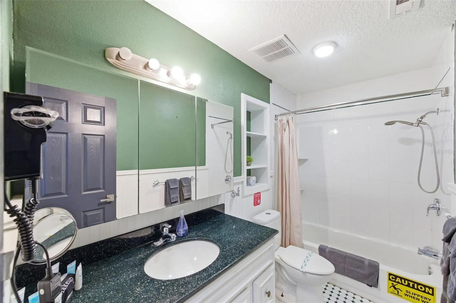 2816 Rustic Oaks Drive Palm Harbor FL 34684