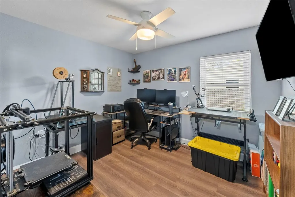 824 61st Avenue NE St Petersburg FL 33703