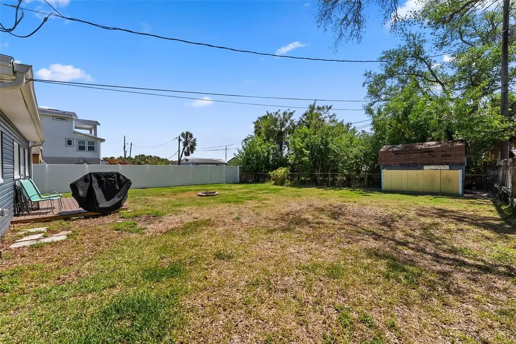824 61st Avenue NE St Petersburg FL 33703