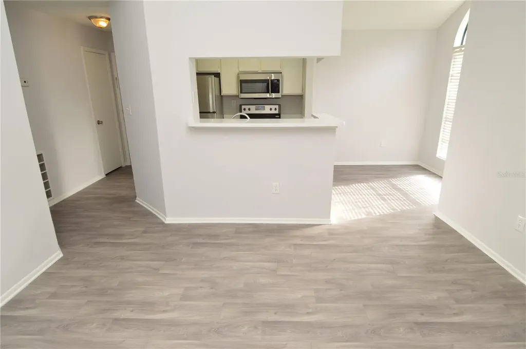 8641 Fancy Finch Drive Tampa FL 33614