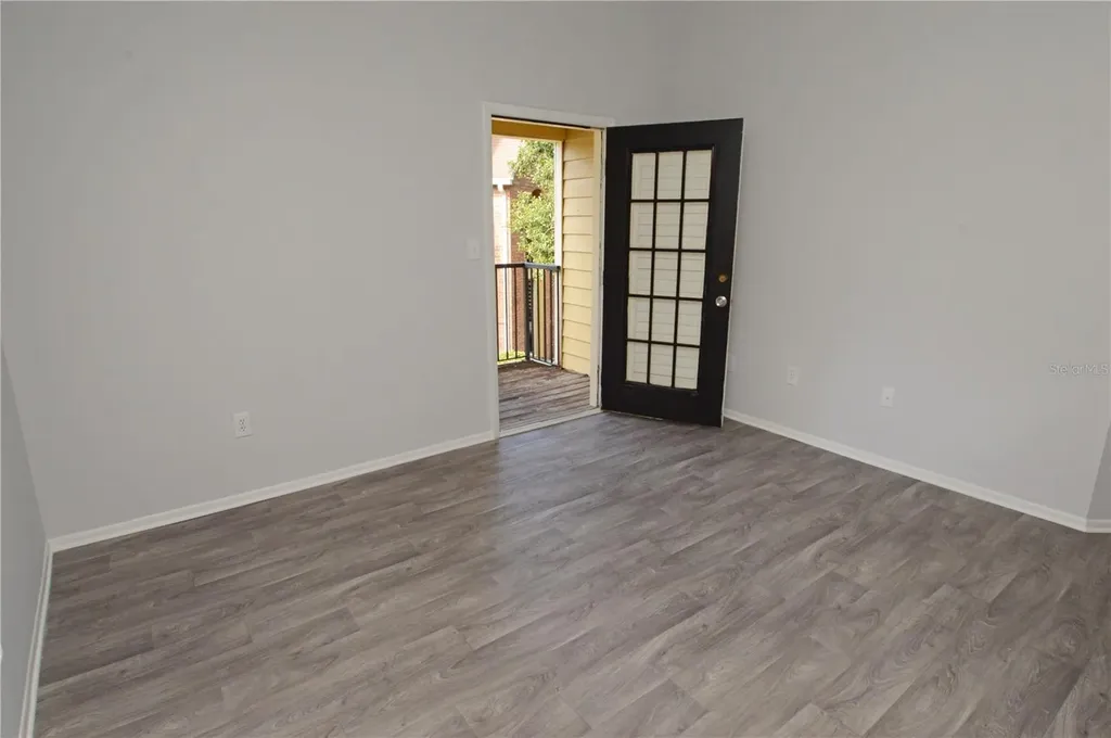 8641 Fancy Finch Drive Tampa FL 33614