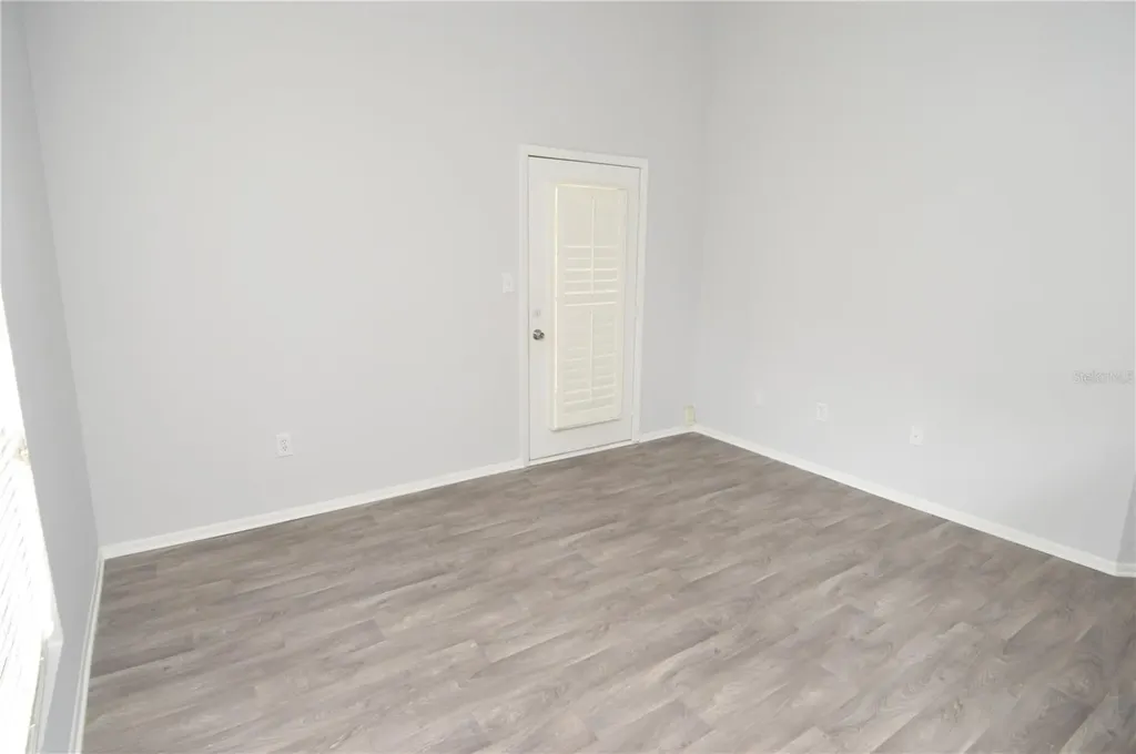 8641 Fancy Finch Drive Tampa FL 33614