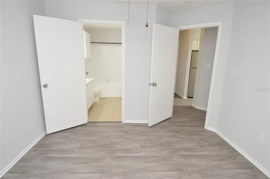 8641 Fancy Finch Drive Tampa FL 33614