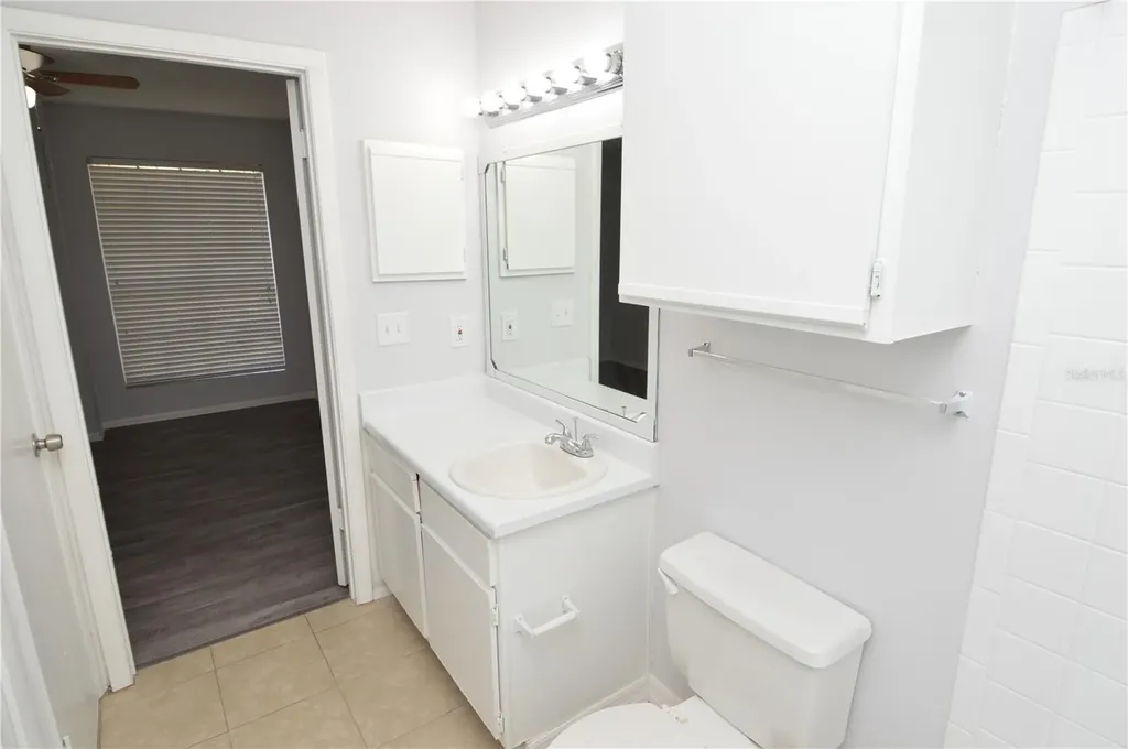 8641 Fancy Finch Drive Tampa FL 33614