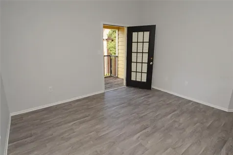 8641 Fancy Finch Drive Tampa FL 33614