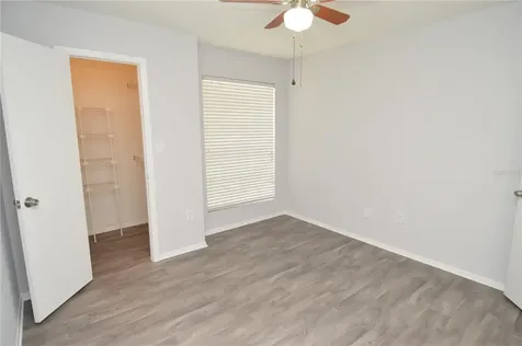 8641 Fancy Finch Drive Tampa FL 33614