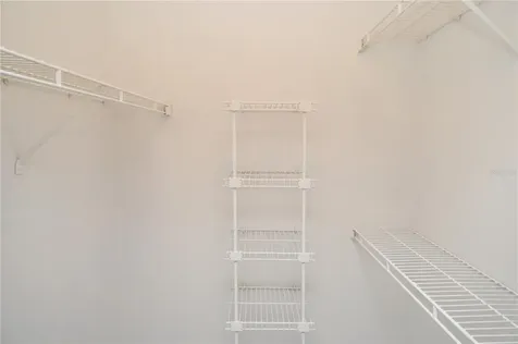 8641 Fancy Finch Drive Tampa FL 33614