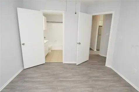 8641 Fancy Finch Drive Tampa FL 33614