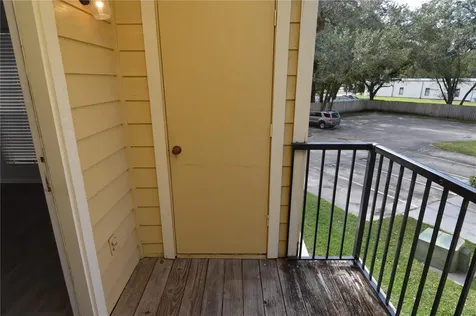 8641 Fancy Finch Drive Tampa FL 33614