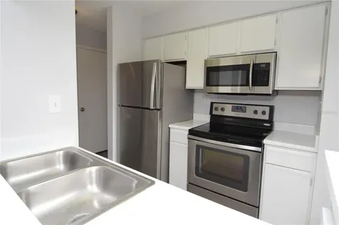 8641 Fancy Finch Drive Tampa FL 33614