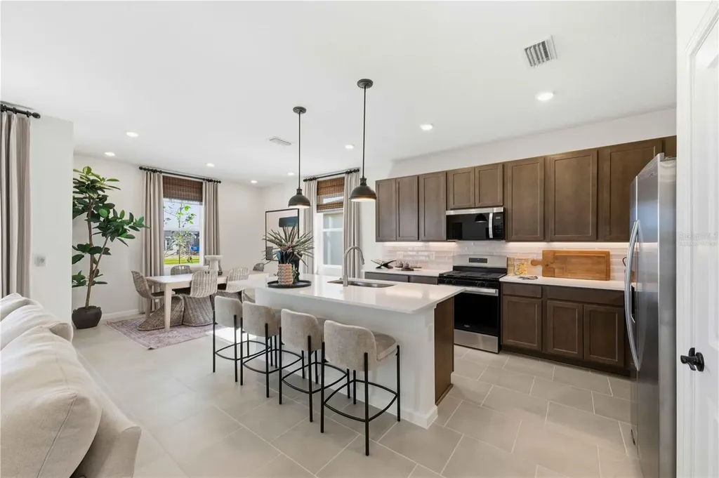 5484 NW Camberly Court Port St Lucie FL 34987